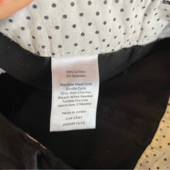 TALBOTS Women’s Black Perfect Skimmer Cropped Capri Pant Size 12 - Picture 3 of 8